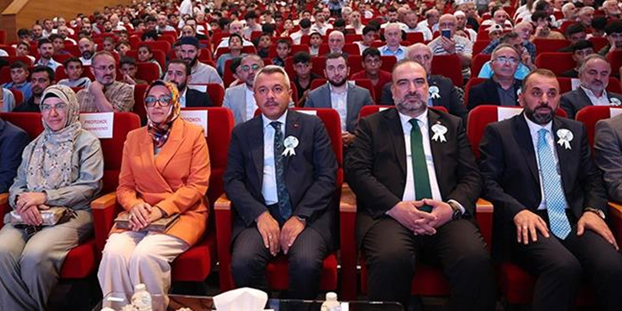 Rize’de “Hz. Peygamber ve Aile Hayatı” konulu konferans düzenlendi