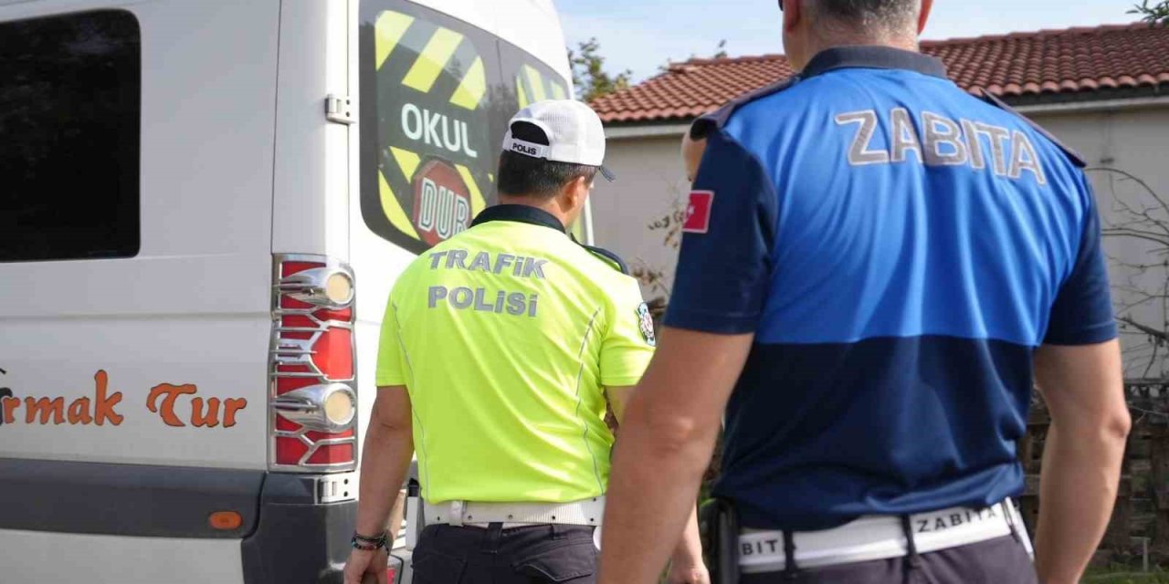 Öğrencilerin güvenli seyahat etmesi için zabıta ve polis teyakkuza geçti