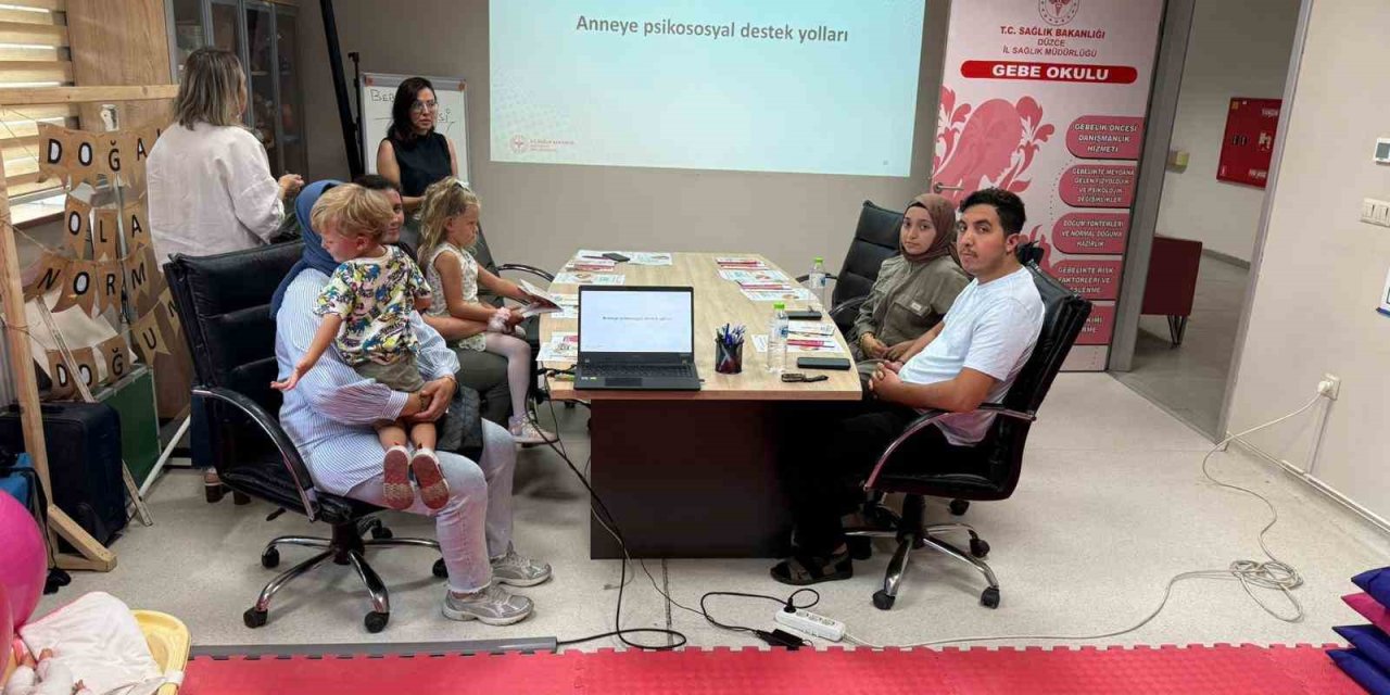 Eğitimler yüz yüze veriliyor