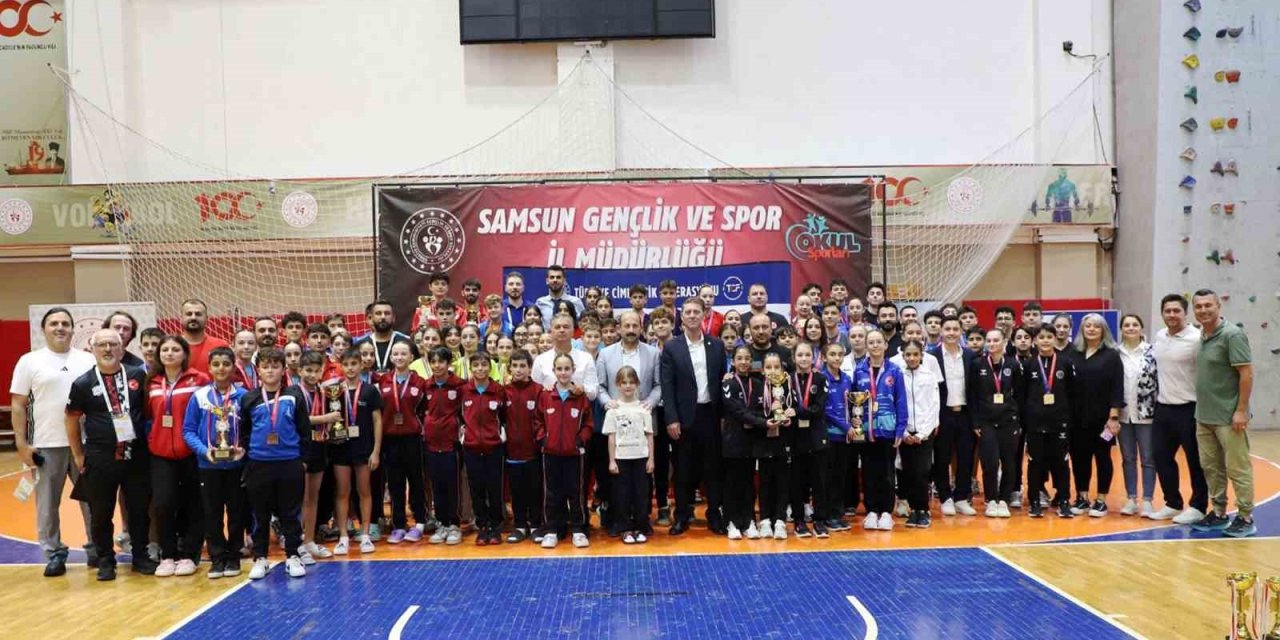 Trampolin Cimnastik Kulüpler Arası Türkiye Şampiyonası sona erdi