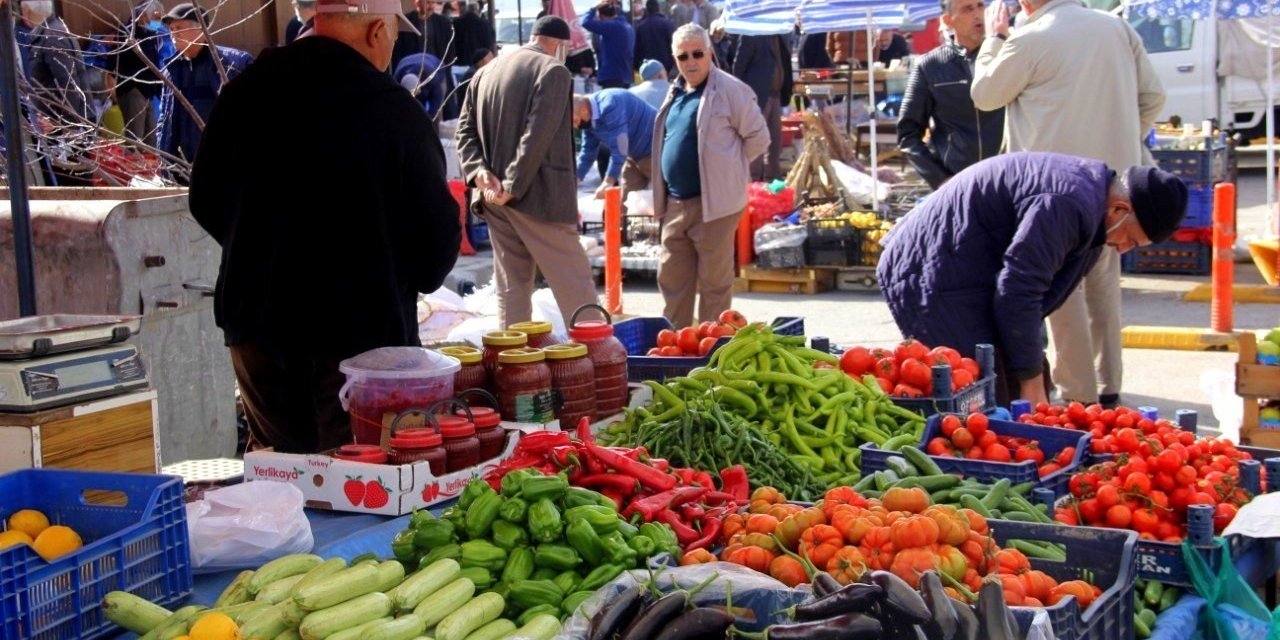 Hizmet üretim endeksi yıllık yüzde 2,5 arttı