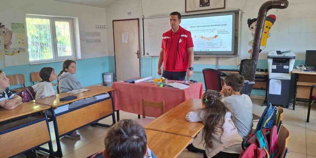 Öğrencilere çevre ve tarım bilinci eğitimi verildi