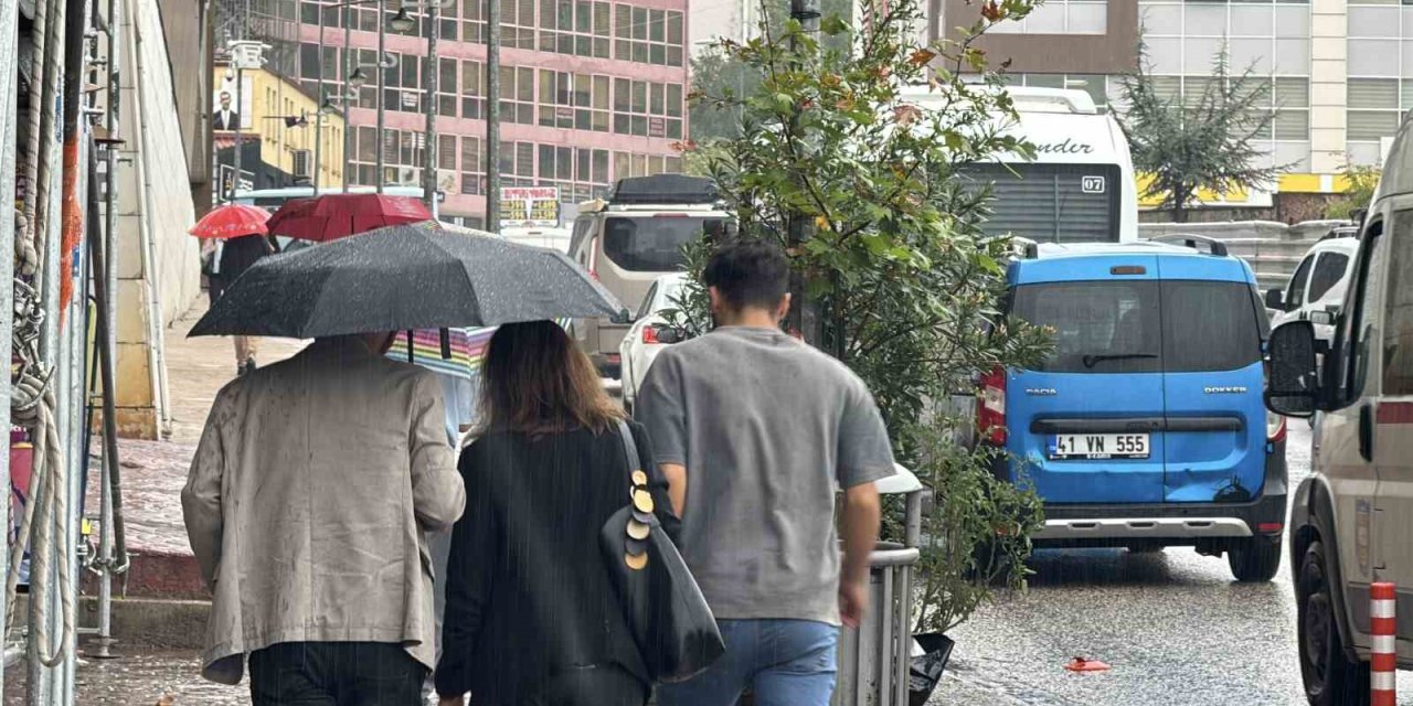 Karabük’te 3.5 ay sonra etkili olan sağanak nefes aldırdı