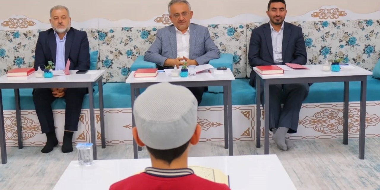 Bayburt’ta Hafızlık Ve Kur’an-ı Güzel Okuma Yarışmalarının Finali Yapıldı