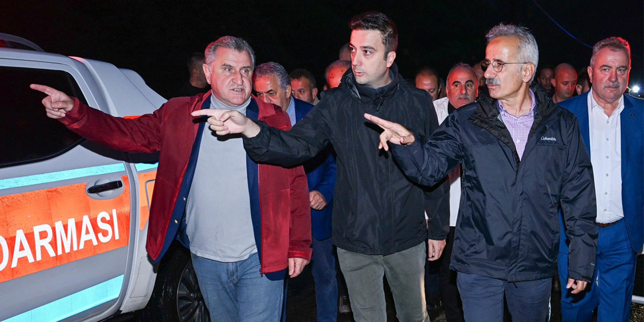 Bakan Uraloğlu Rize'de konuştu: "Yağmur devam ediyor, alınması gereken önlemleri aldık"
