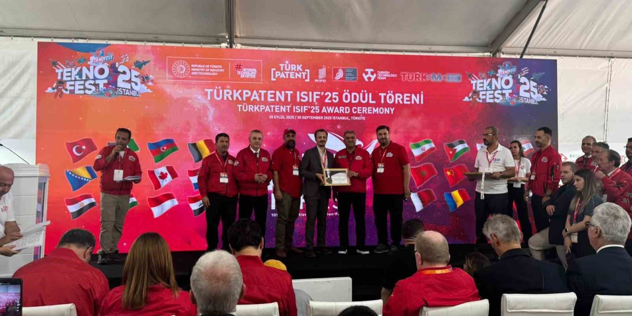 Düzce Üniversitesi uluslararası buluş fuarından 3 madalya ile döndü