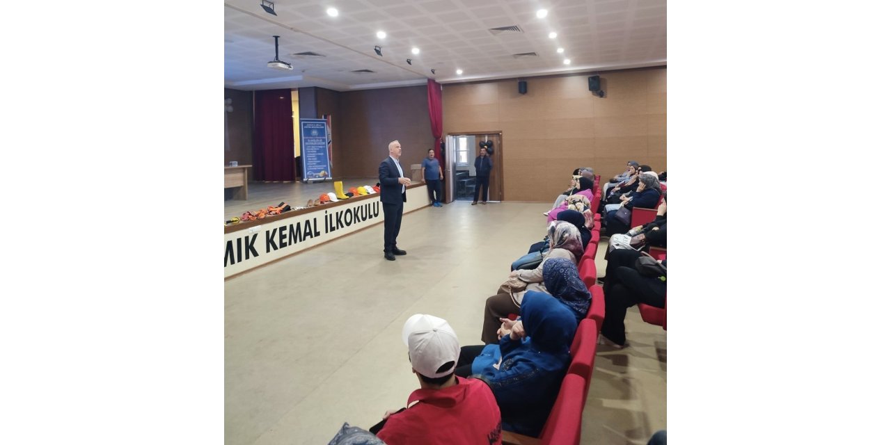 Okullarda görev yapacak temizlik personeline eğitim