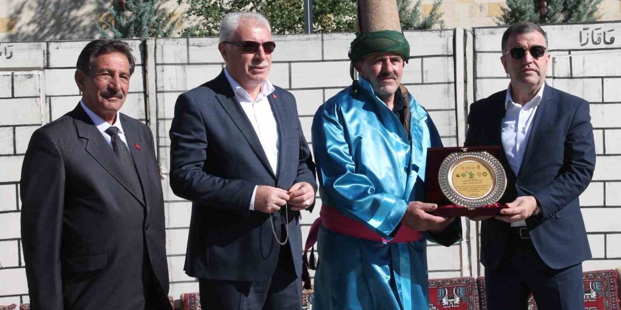 Bayburt’ta yılın ahisi Osman Kodan oldu