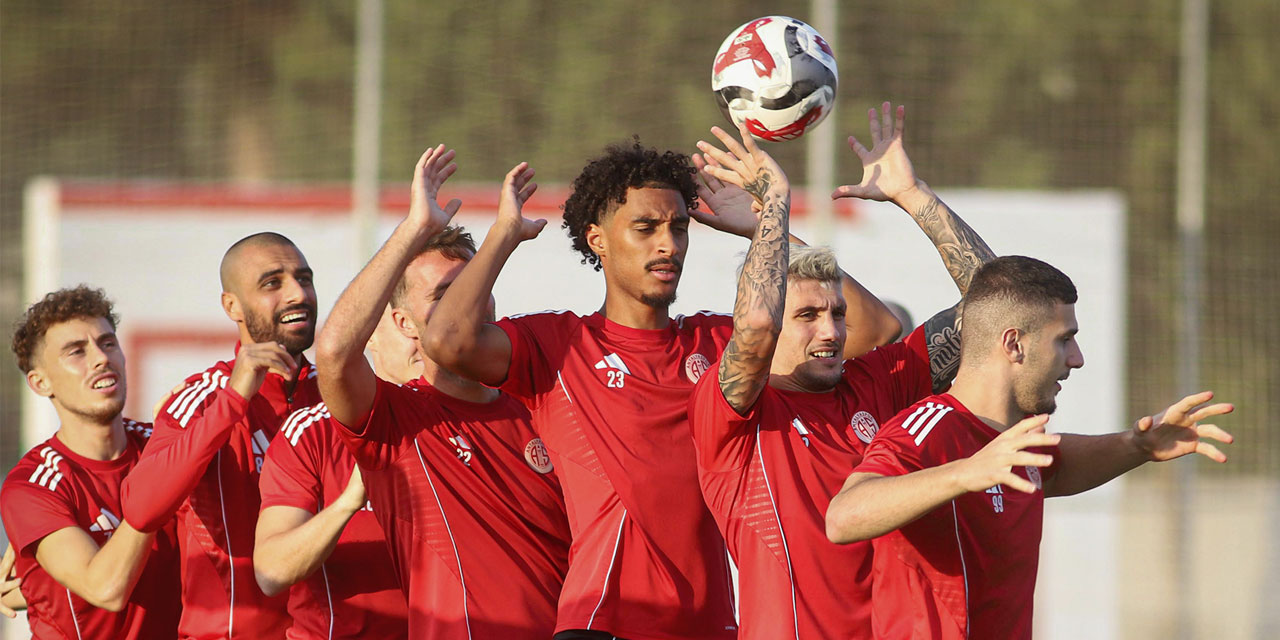 Antalyaspor’un Çaykur Rizespor karşısındaki ilk 11'i belli oldu