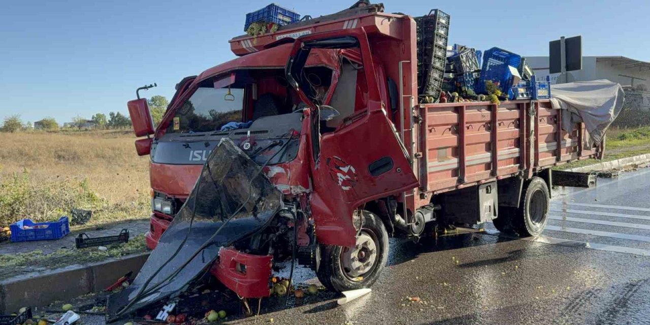 Samsun’da ehliyetsiz sürücü zincirleme kazaya karıştı: 1 yaralı