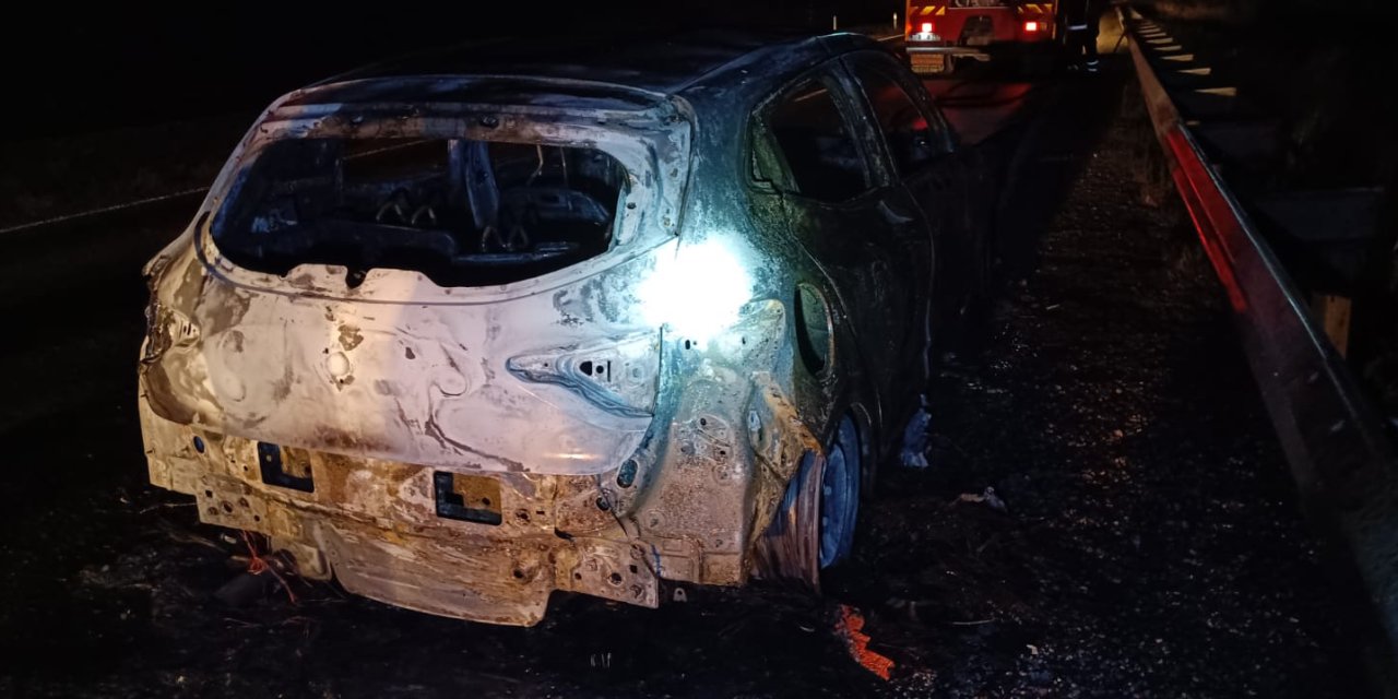 Nevşehir'de Seyir Halindeki Otomobil Alev Aldı