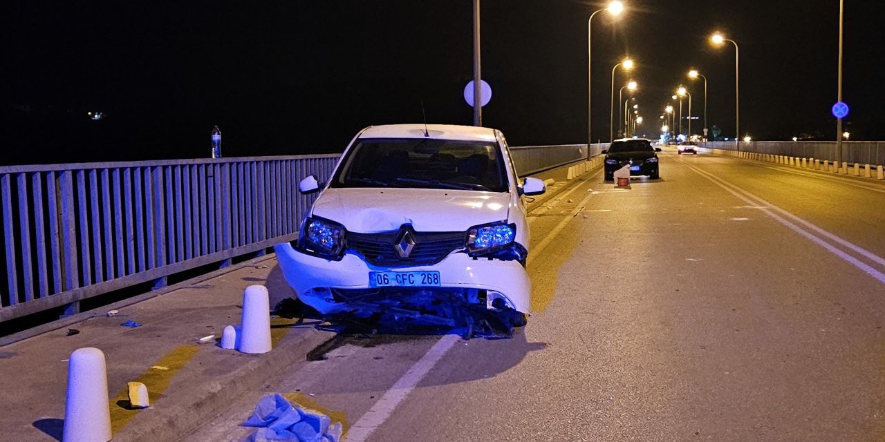 Alkollü Sürücünün Kullandığı Otomobil, Köprüde Balık Tutanlara Çarptı: 3 Yaralı