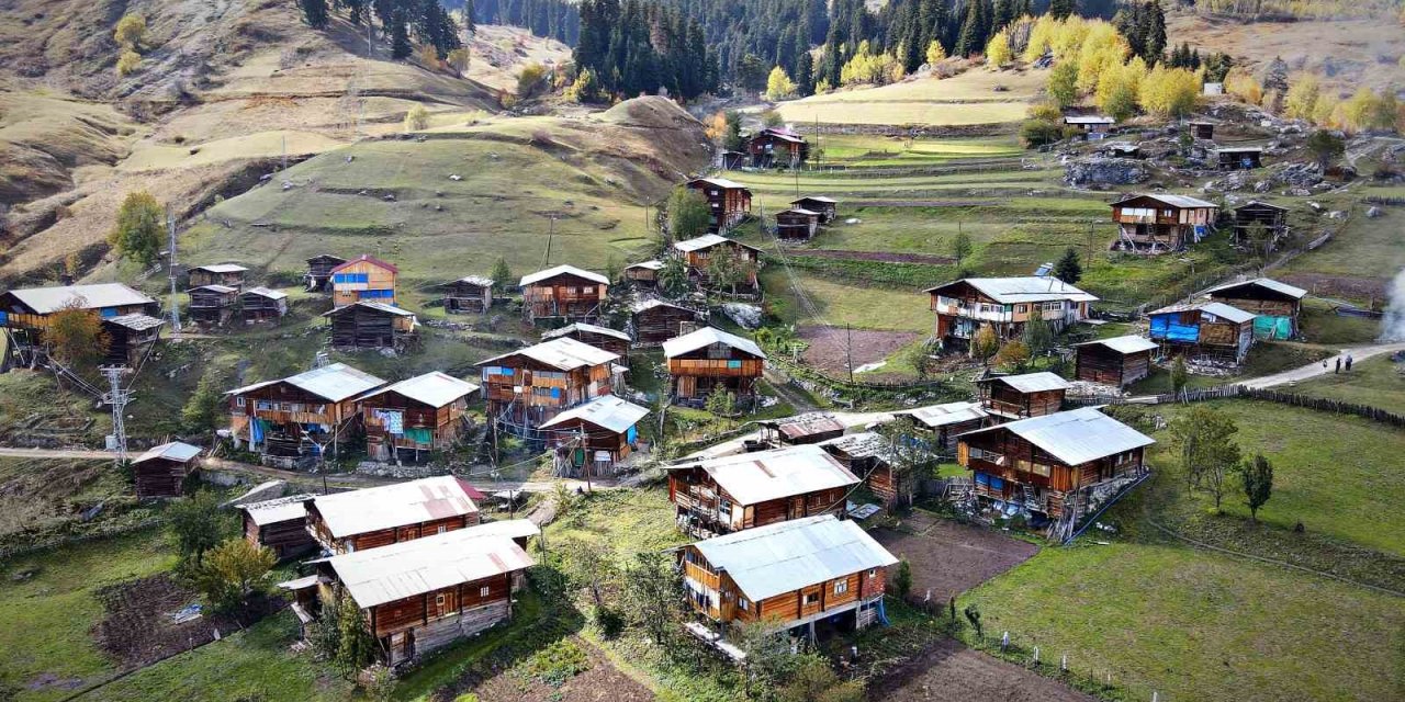 Şavşat’ın Maden köyü betonlaşmaya direniyor