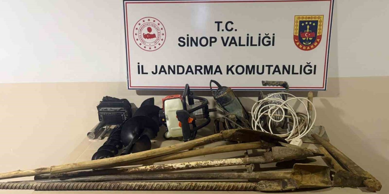 Sinop’ta kaçak kazıya suçüstü: 8 kişi yakalandı