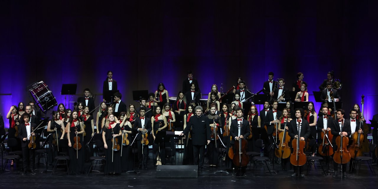 Cumhuriyet'in 100'üncü Yılı Türkiye Gençlik Filarmoni Orkestrası Konseri İle Kutlandı