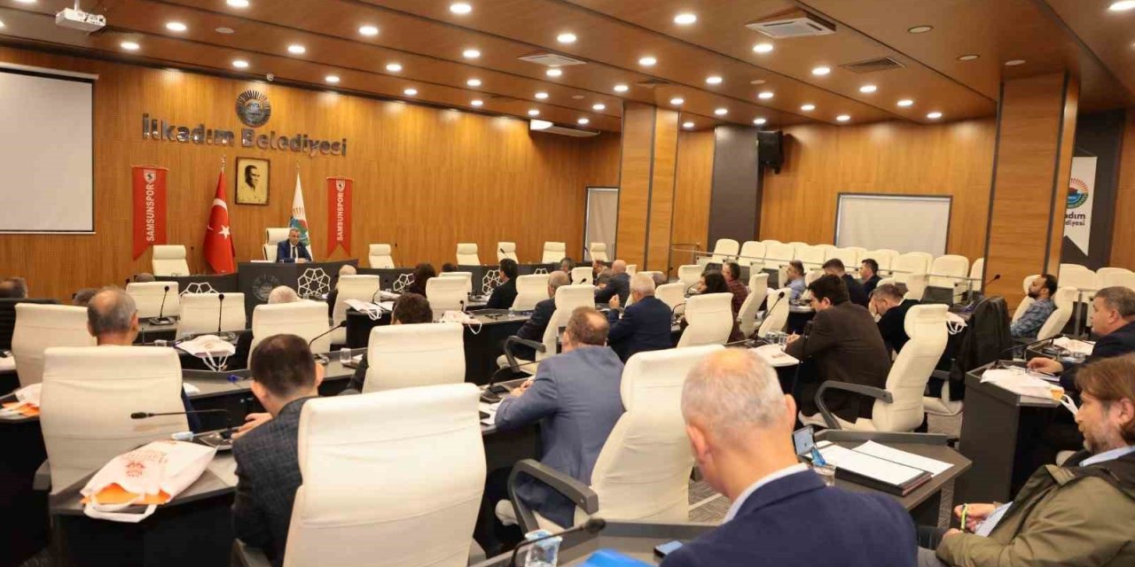 Başkan Kurnaz: "Ekip ruhu ile güçlü İlkadım"