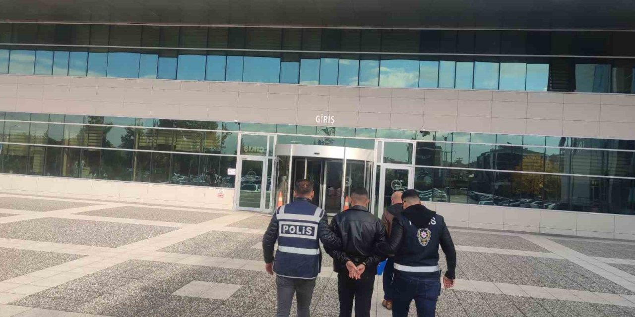 Bolu’da dedesinin evindeki eşyaları çalıp satan torun, tutuklandı