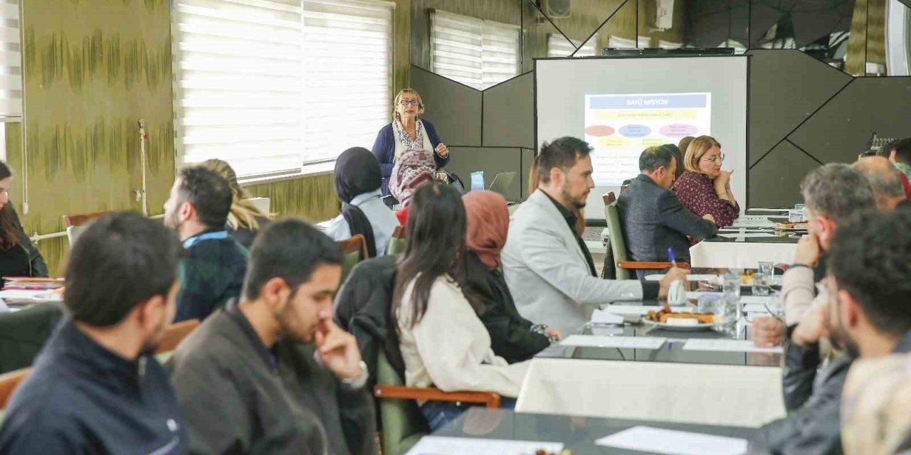 Bayburt Üniversitesi 2027-2031 stratejik planına yön verecek çalıştay gerçekleştirildi