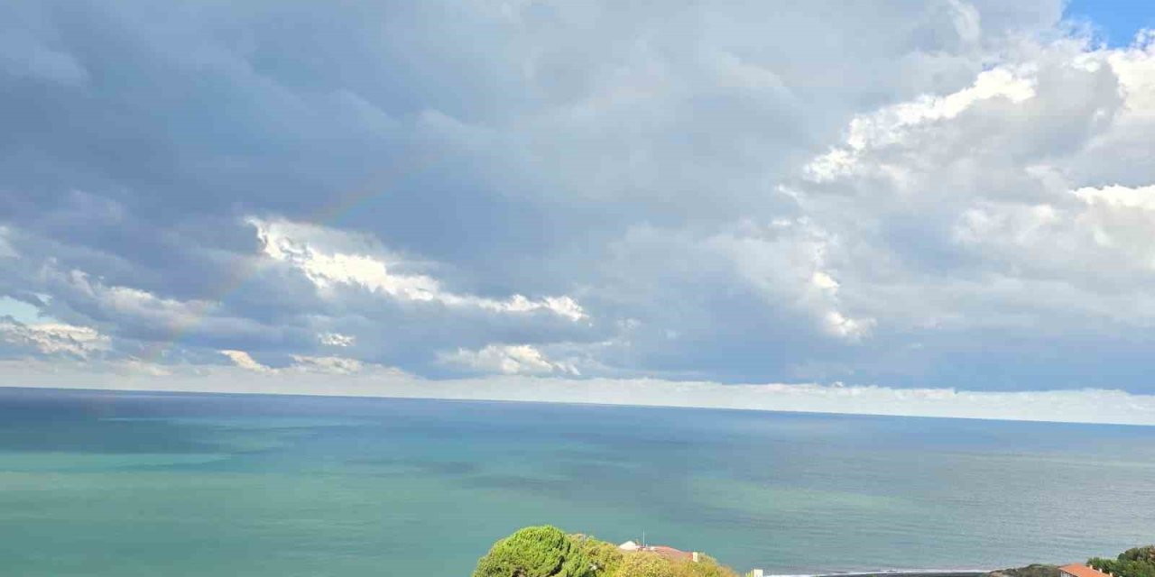 Zonguldak’ta gök kuşağı ile hortumlar ortaya çıktı