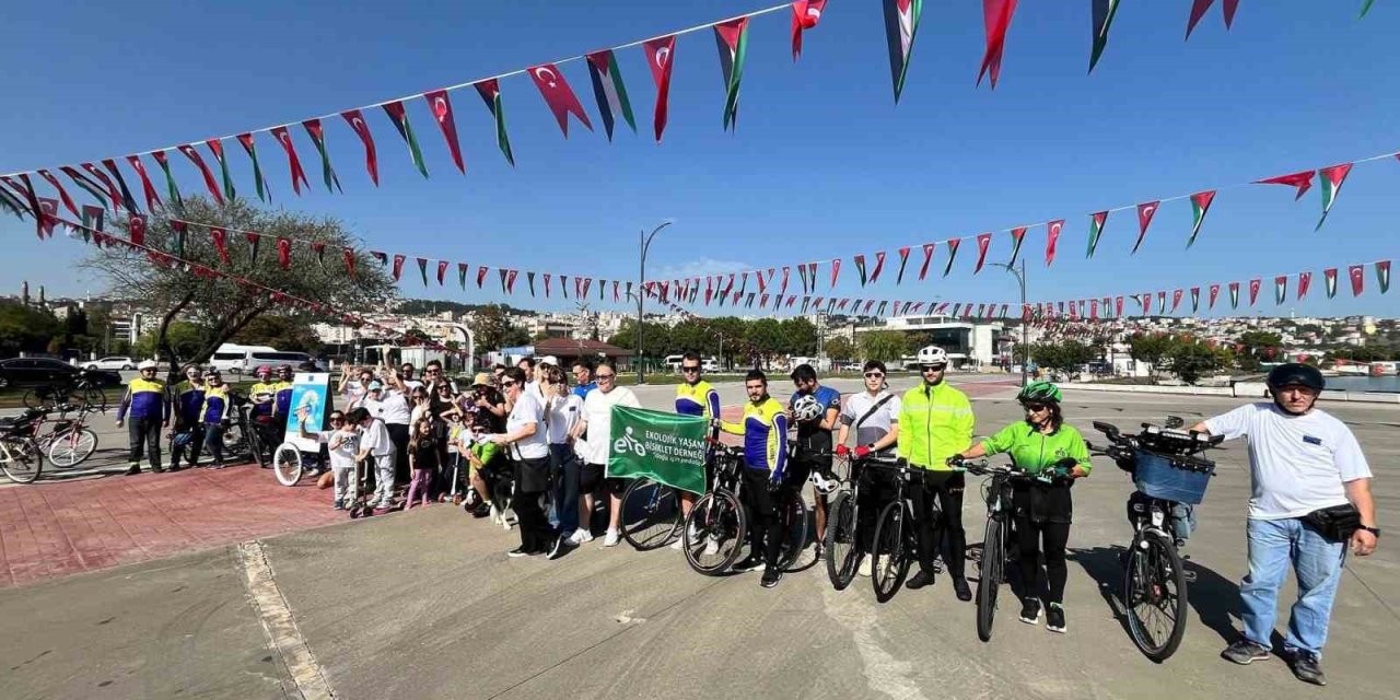 Bisikletliler çocuklar için pedal çevirecek: "Pedalla Kitap Götürüyoruz" kampanyası