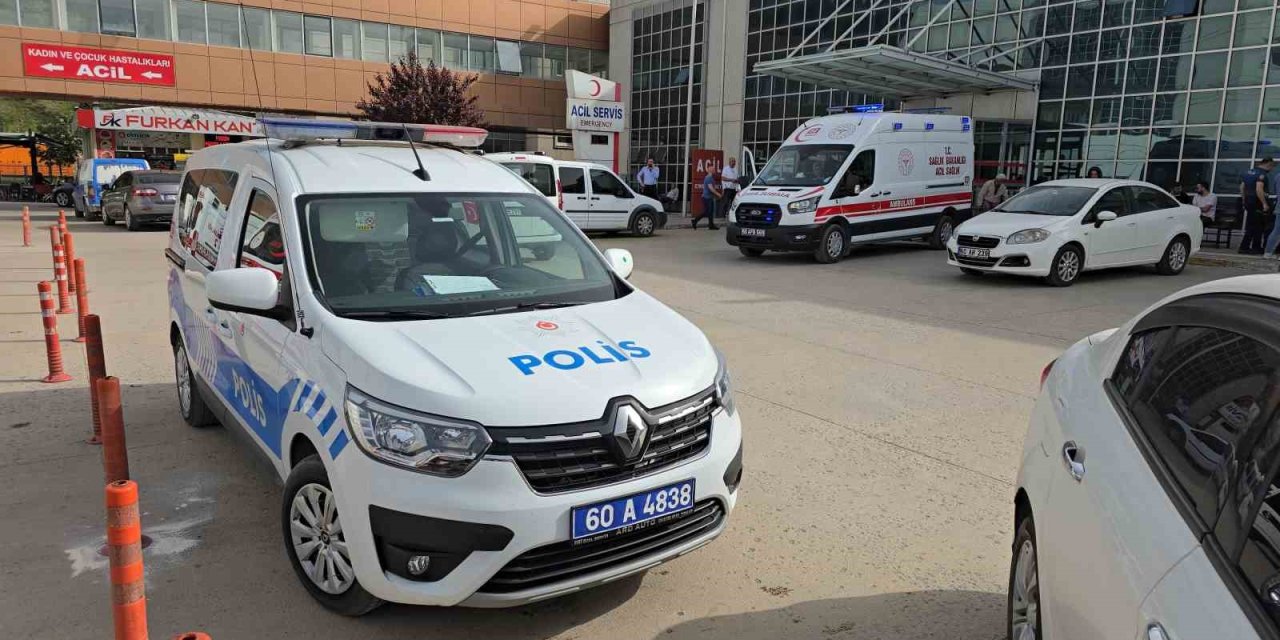 Kavgayı ayırmak isteyen amcasını yanlışlıkla vurarak ölümüne neden oldu