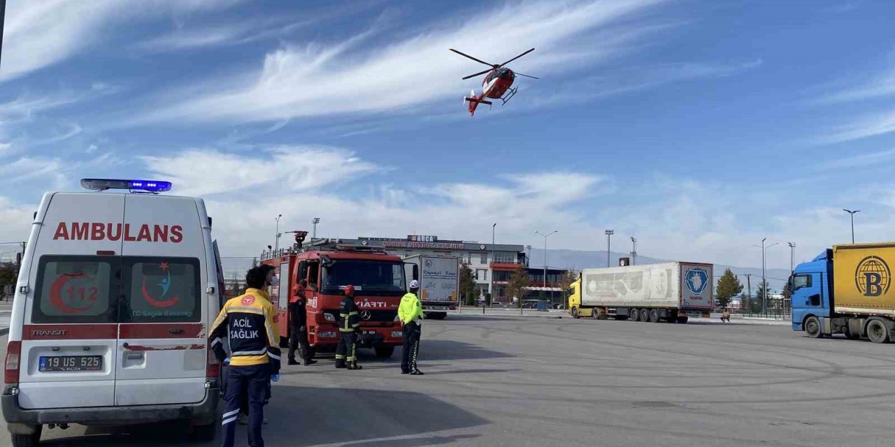 Helikopter ambulans, motosiklet kazasında ağır yaralanan çocuk için havalandı