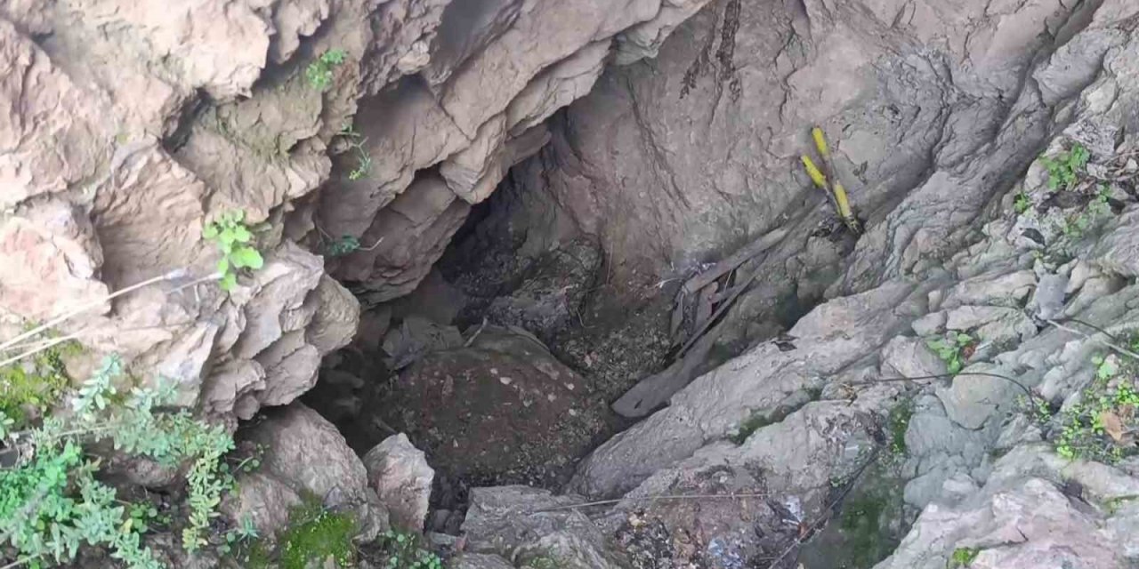 Amasya’da defineciler tünel kazdı: Polis ve müze yetkilileri inceleme başlattı