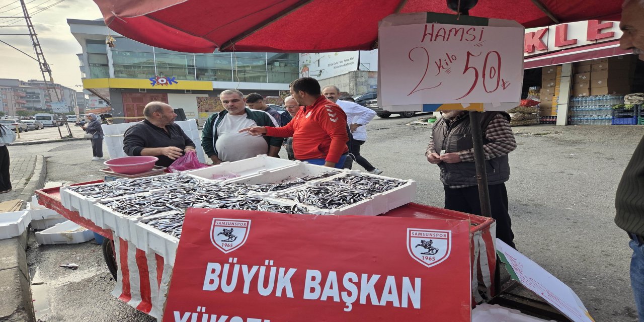 Fanatik balıkçı çıldırdı, hamsiyi 25 TL’den sattı