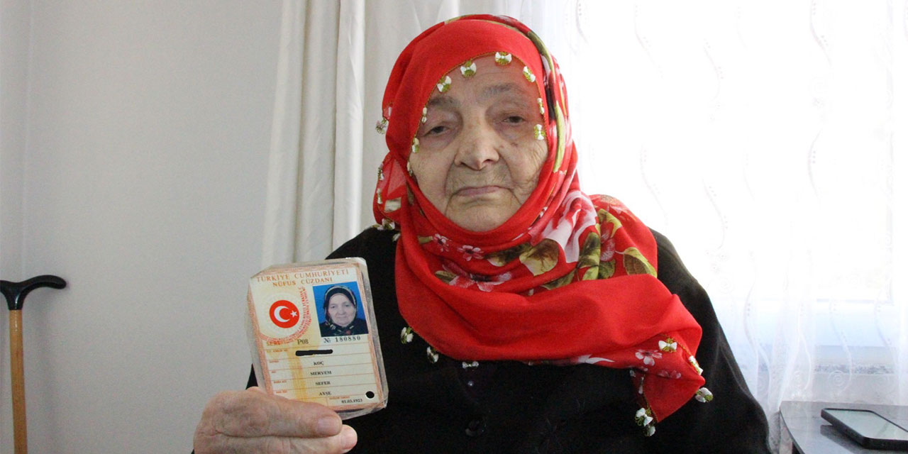 102 yaşında yeni kimliğine kavuştu