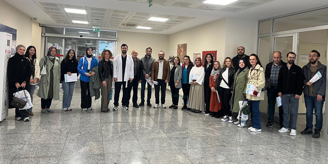 Rize'de Çocuklar Güvenle Büyüyecek: Aile Hekimlerine "Görme Taraması" Eğitimi!