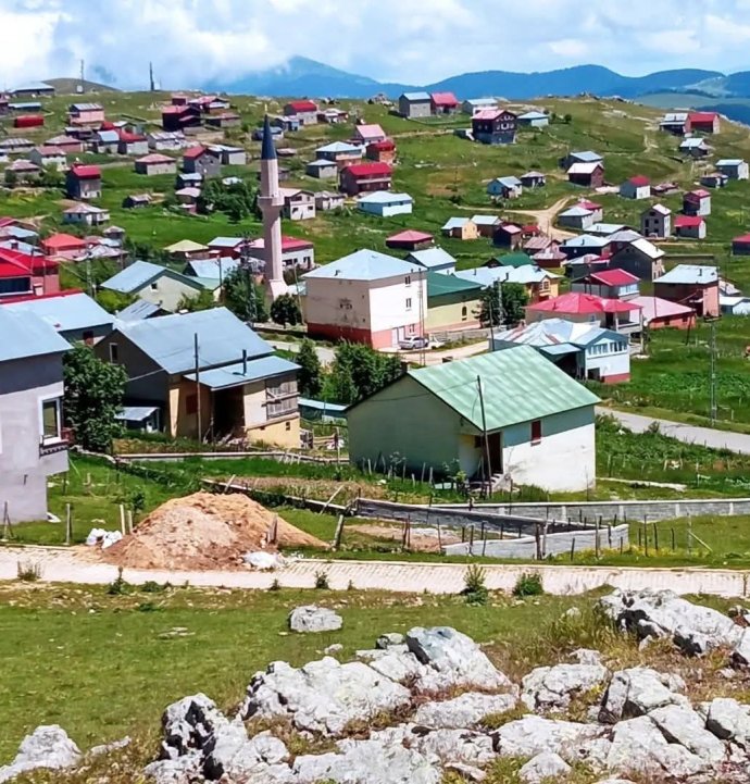 Bektaş Yaylası referandumla Yavuzkemal Beldesi'ne bağlandı