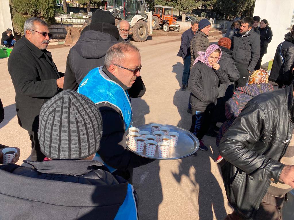 ÇAYKUR, Deprem Bölgelerinde Sıcak Çay İkram Nokta Sayısında 100’e Yaklaştı