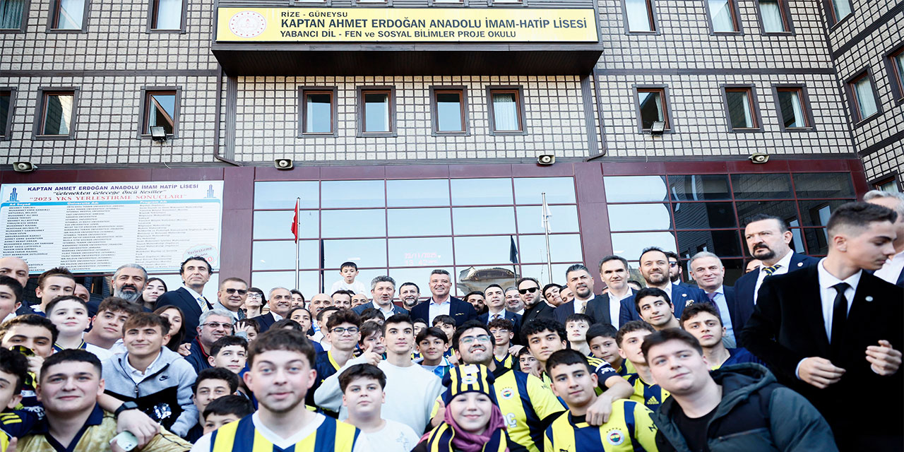 Fenerbahçe Kulübü Başkanı Sadettin Saran "Her Deplasman Bir Okul" Projesiyle Rize'de Öğrencilerle Buluştu