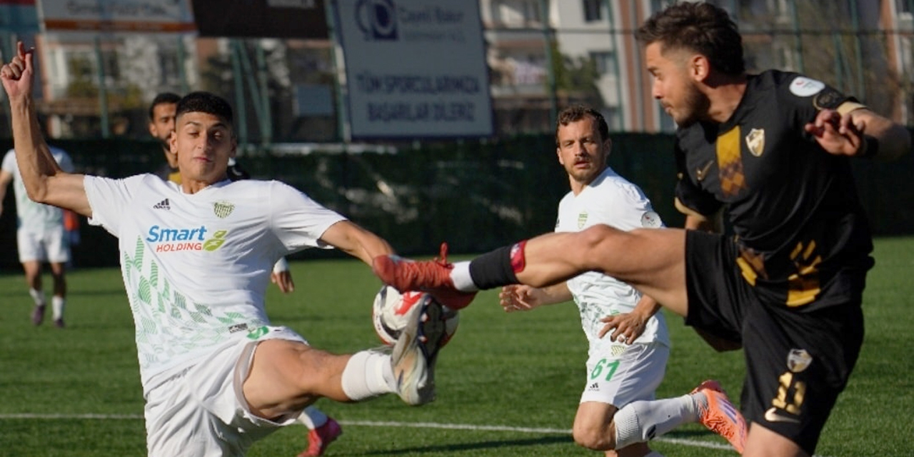 Çayelispor uzatmalarda puandan oldu