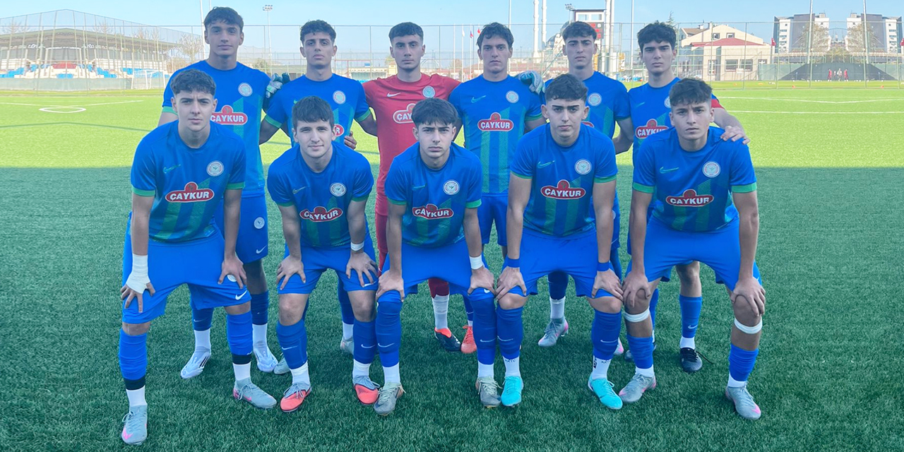Namağlup Lider Çaykur Rizespor U17 rakip tanımıyor