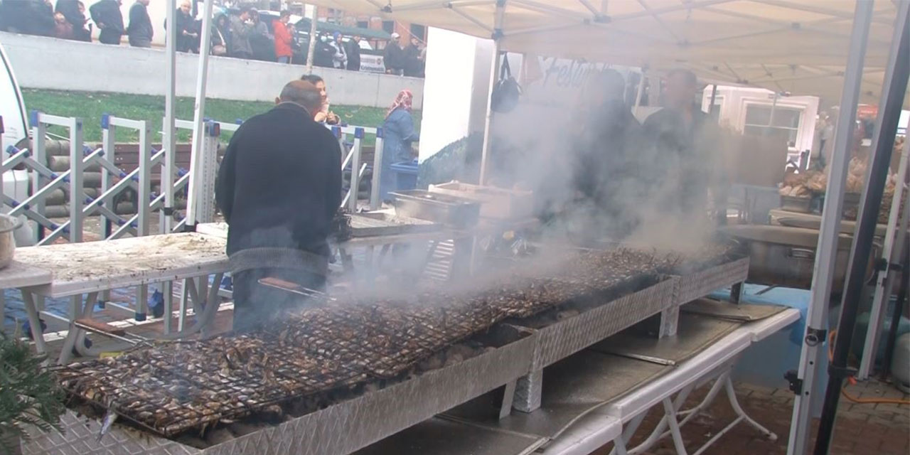 Sultangazi’de 8. Hamsi Festivali coşkusu