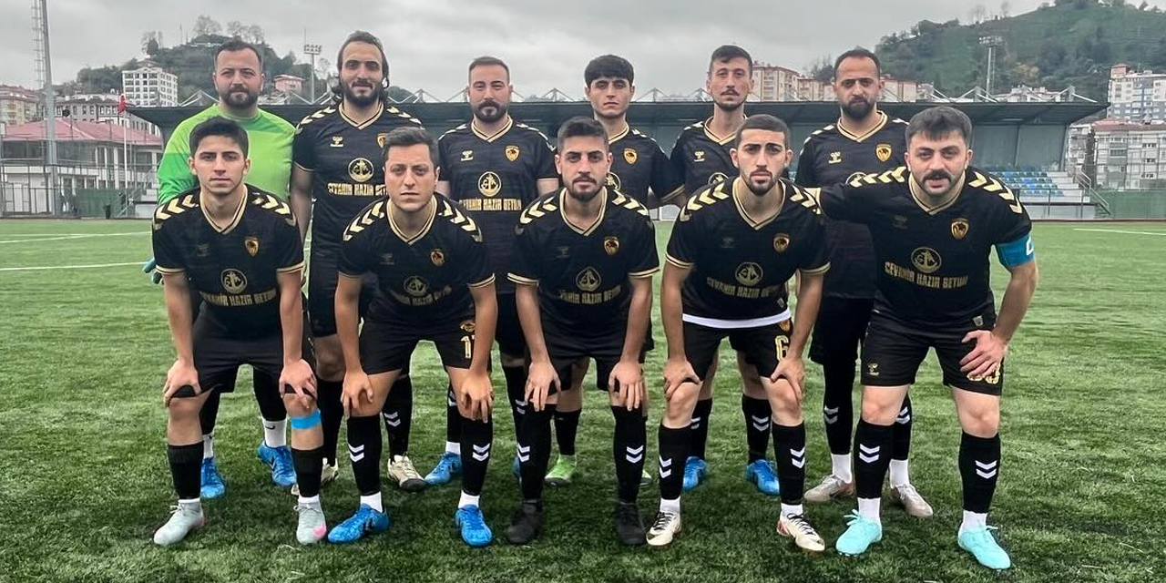 Pazarköyspor ilk galibiyetini 3 golle aldı