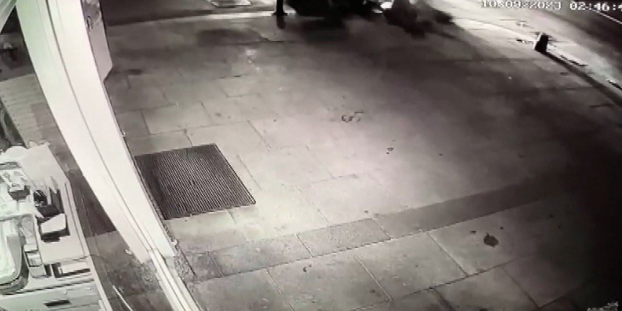 Kartal'da Taksi İle Motosiklet Çarpıştı: 2 Yaralı