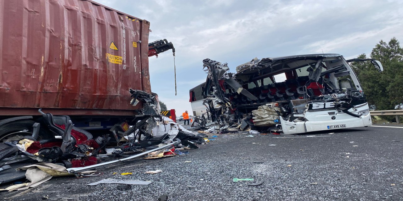 Osmaniye’deki feci kazada ölü sayısı 7 yükseldi