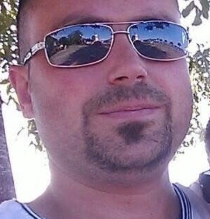 İş yerinin bodrumunda iple asılı halde bulundu