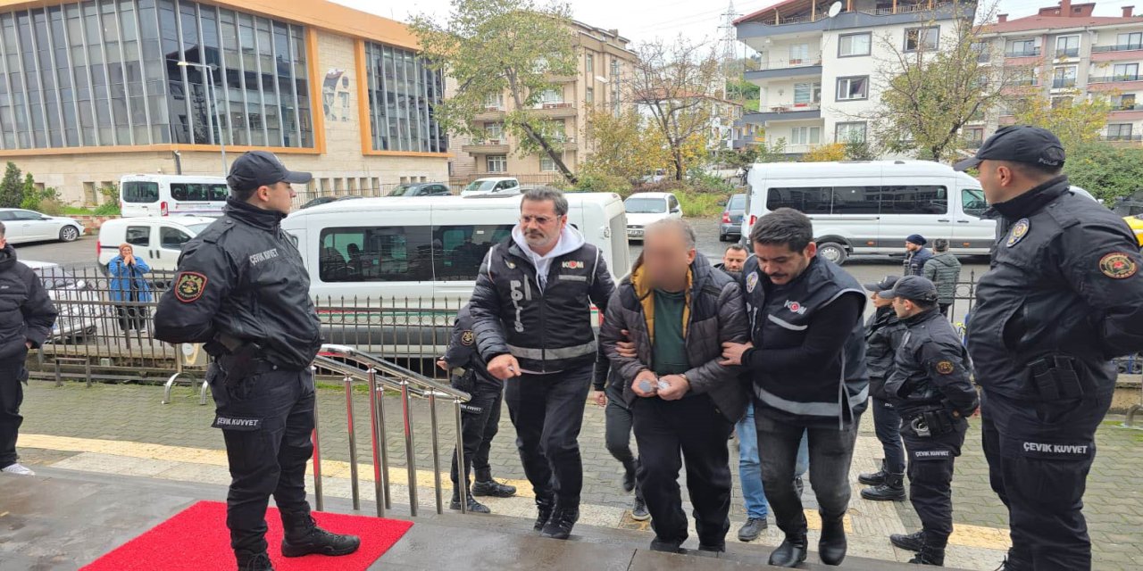 Karadeniz Ereğli'de kaçak silah operasyonu: 3 şüpheli adliyeye sevk edildi