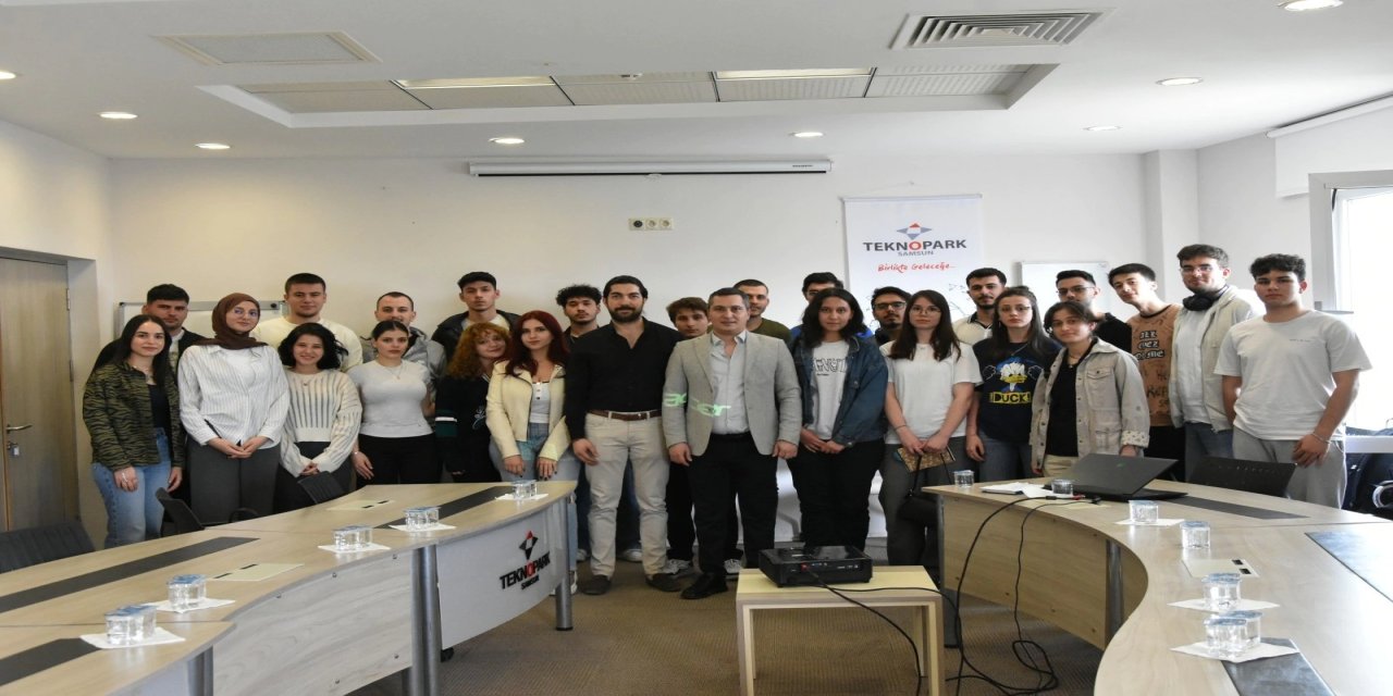 Samsun’da gençler teknolojiyle iş hayatına hazırlanıyor