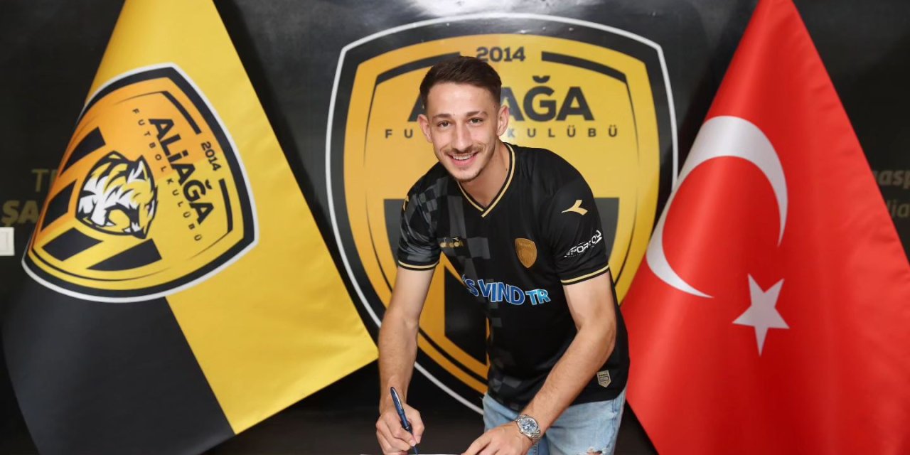 Aliağa Fk'da Mehmet Uysal İmzayı Attı Maça Çıktı