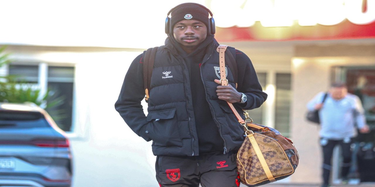 Samsunspor, UEFA Konferans Ligi'nde ilk 8 için Almanya'ya uçtu