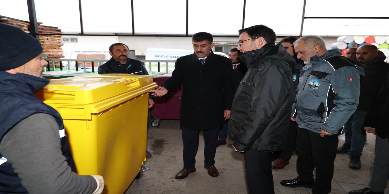 Tokat Belediyesi'nden çöp tenekeleri için sıra dışı test