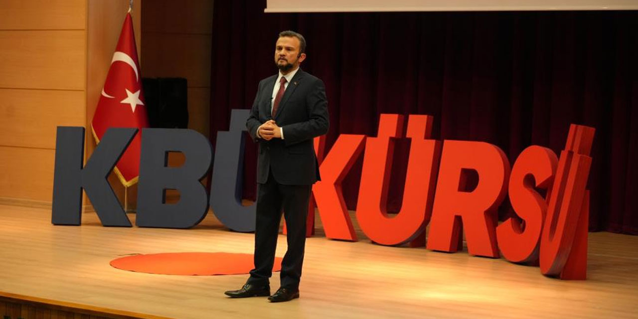 Türkiye Ulusal Ajansı Başkanı Astarcı KBÜ’de öğrencilerle buluştu