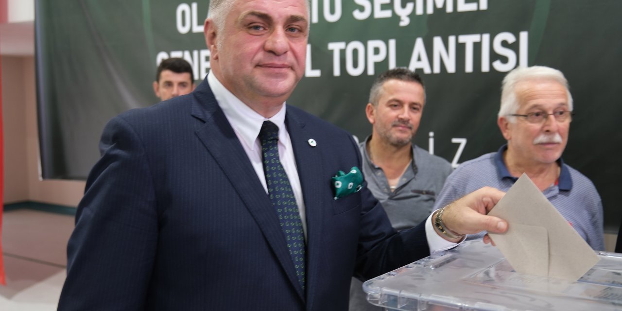 Giresunspor’da Başkanlığa Yeniden Yamak Seçildi