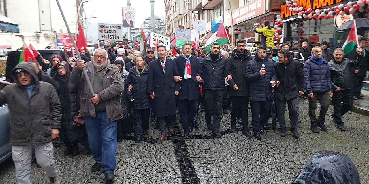 Güneysu’dan Galata’ya destek yürüyüşü