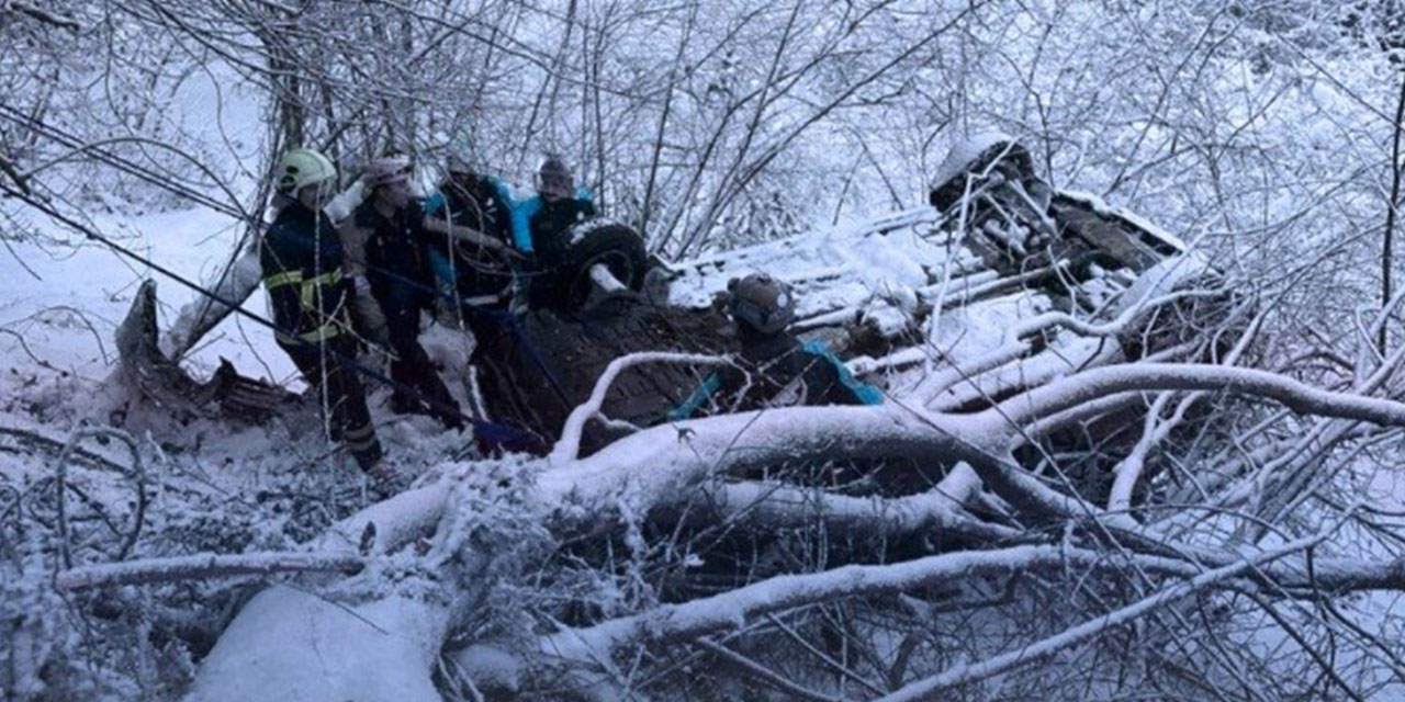 Giresun’da otomobil fındık bahçesine yuvarlandı: 6 Yaralı