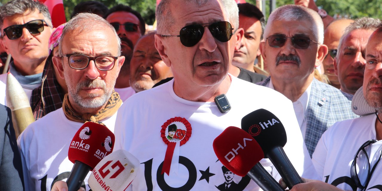 Ümit Özdağ Ve Partililer, İnebolu'dan Ankara'ya Yürüdü